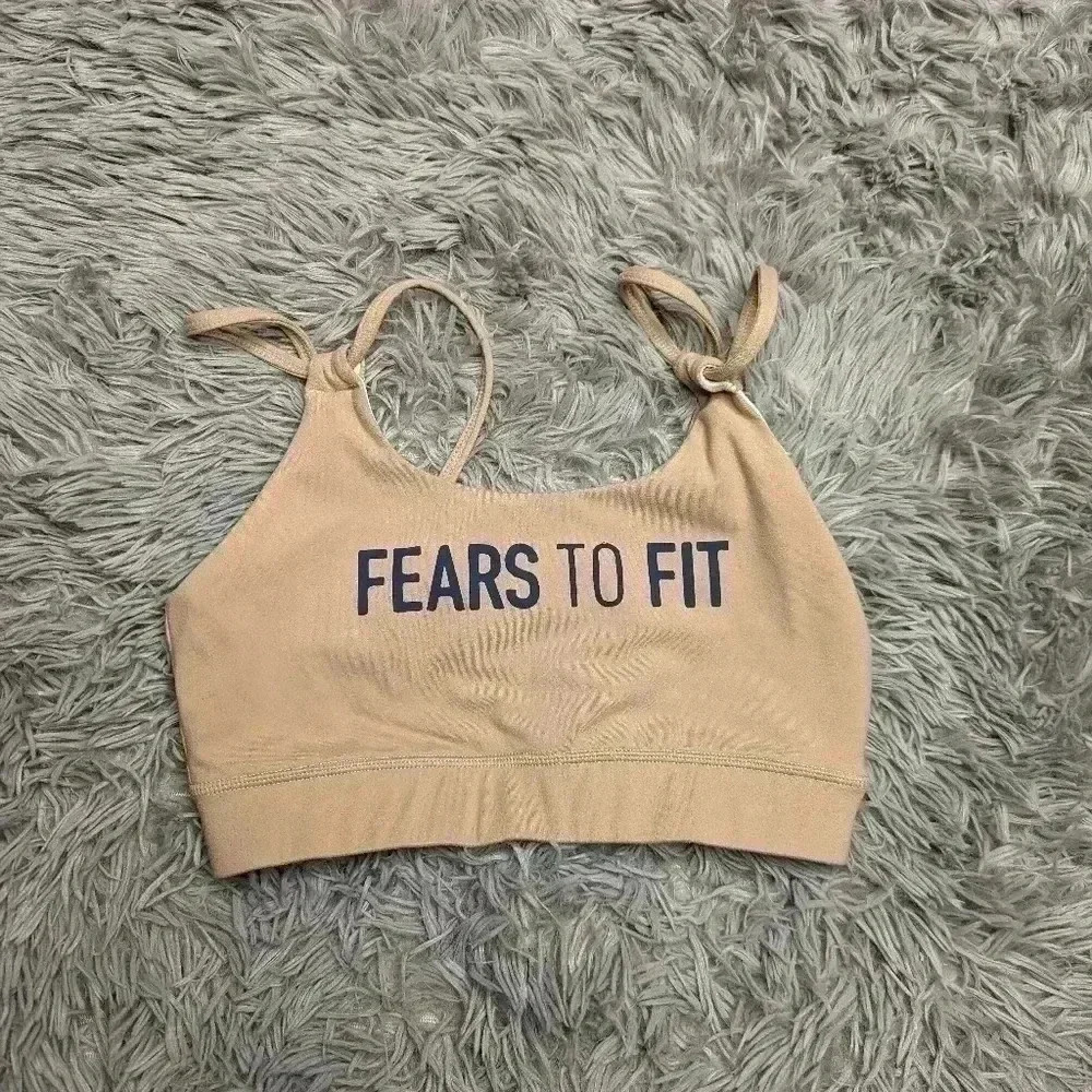 Ethos women's size small beige "Fears to fit" sports bra
